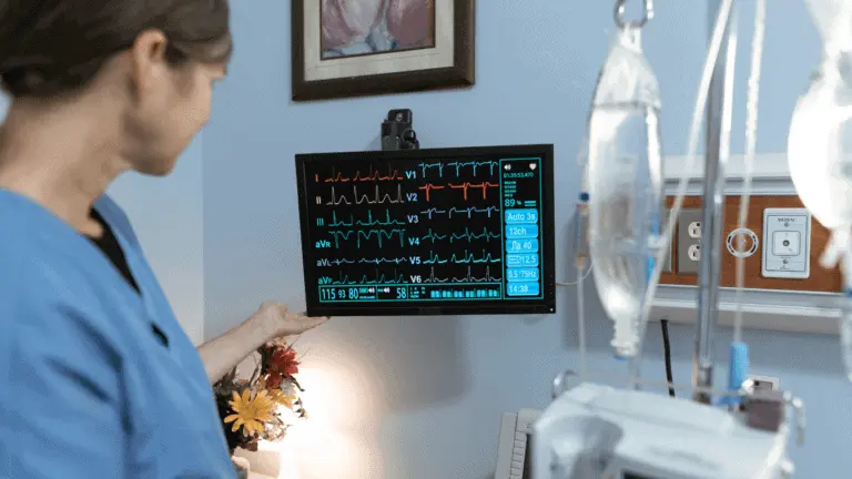Travel Nurse Working